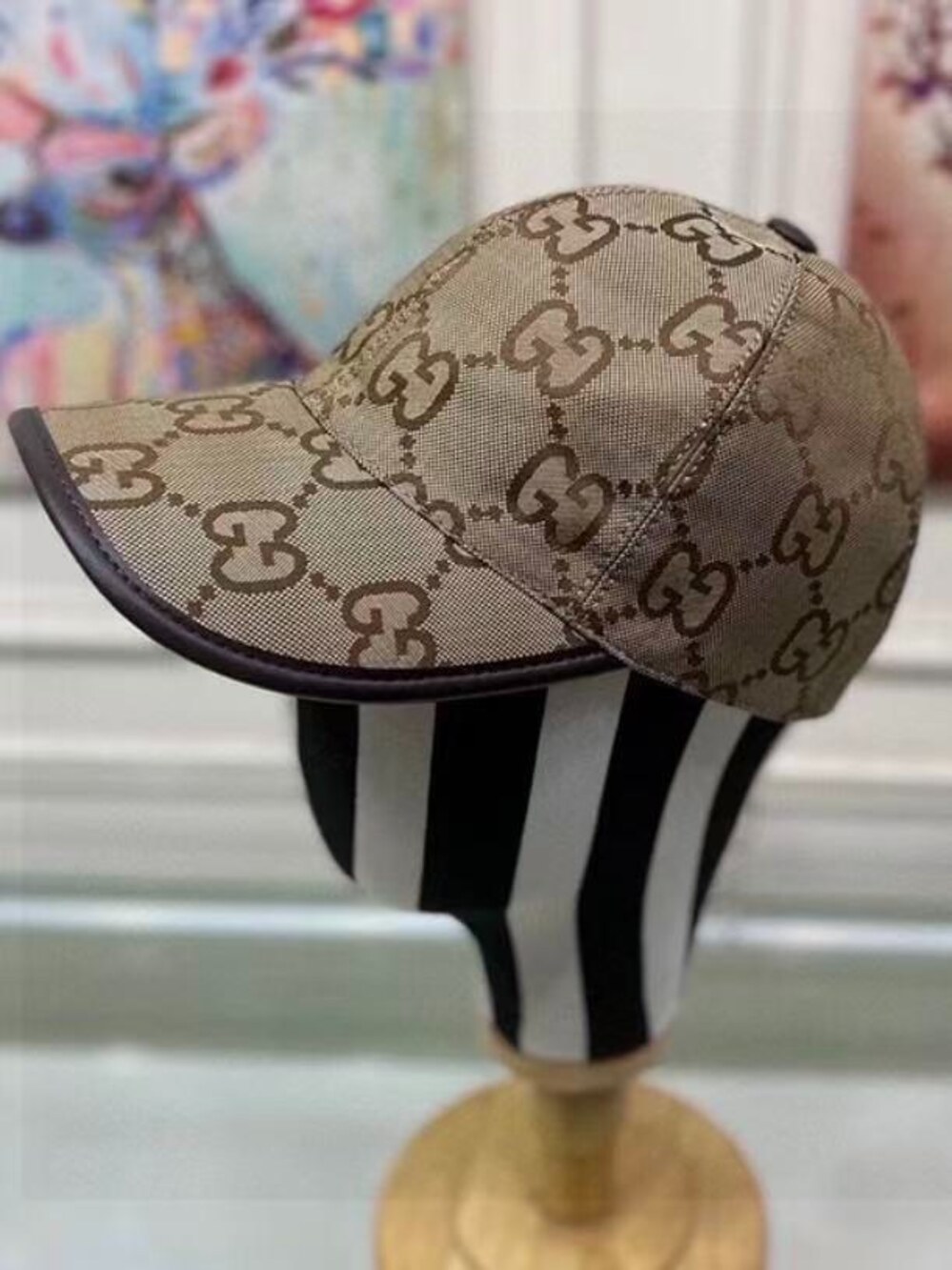 Gucci GG Canvas Baseball Cap with Leather Trim - Picture 3 of 4
